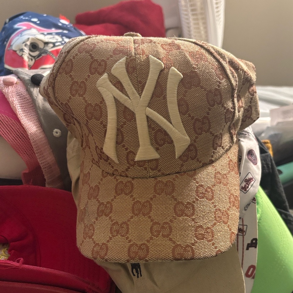 Gucci Brown Monogram Baseball Cap Ny